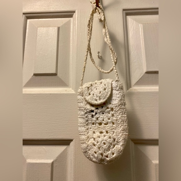 Vintage Crochet Cell Phone Bag - Picture 1 of 4